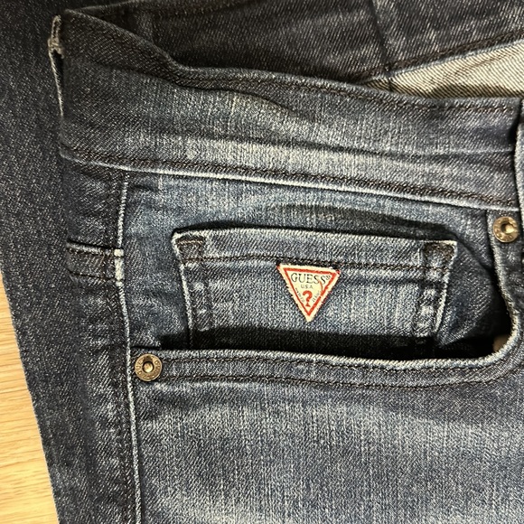 Guess Jeans - Picture 5 of 8